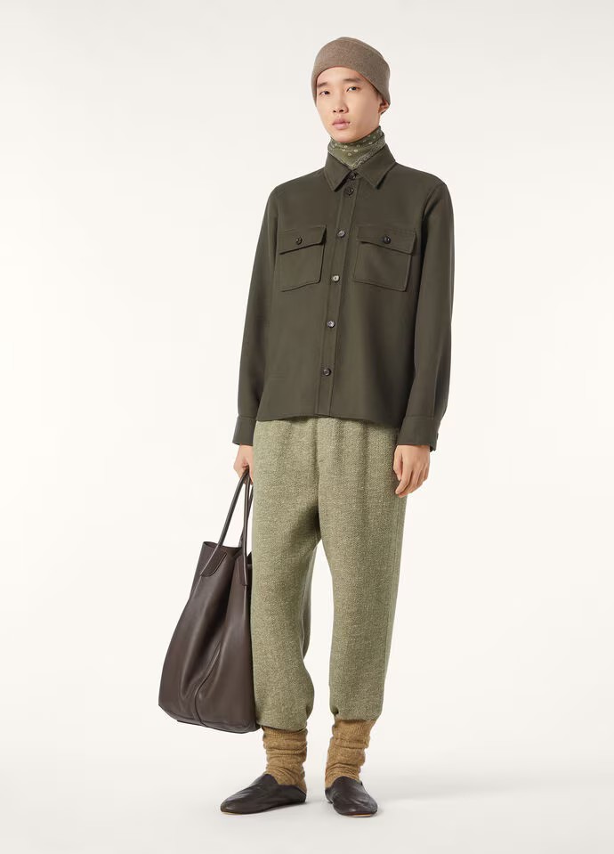 로로피아나 오버셔츠 블랙 레귤러핏 FAP0743_516X