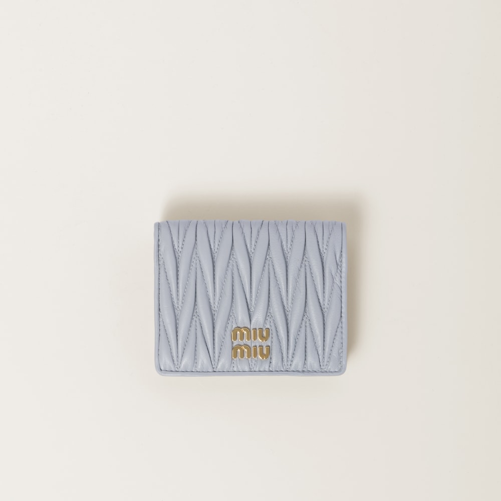 미우미우 지갑 작은 마틀라세 나파 가죽 펄 그레이 5MV204_AFPP_F0164
